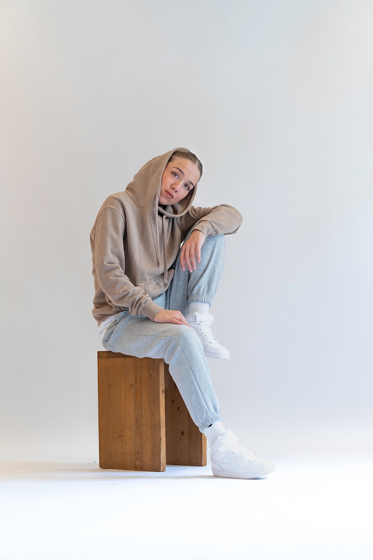 Premium - Hoodie - Sand - Unbrushed